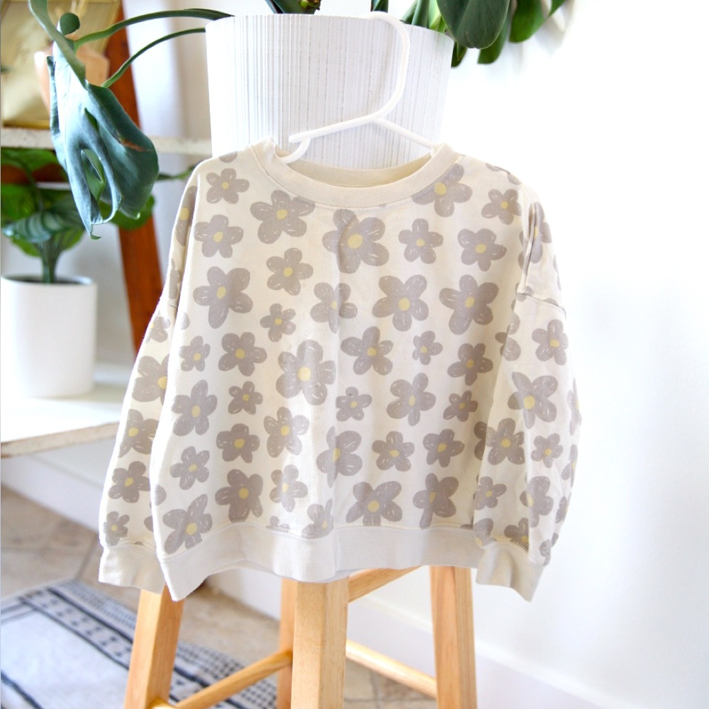 Rylee and Cru floral pullover size 4/5 PLAY for light marks